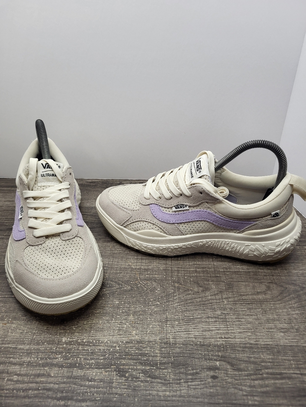 VANS UltraRange NEO VR3 Grey Purple Womens Size 7.5 Gym Shoes New